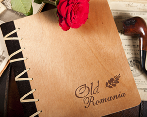 Album “Old Romania” <br><span class="detalii-old-romania">cu coperte de lemn - 354 de imagini (1569-1939)</span> 2 product 1 2 2